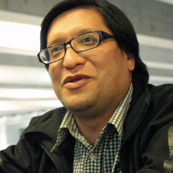 cropped-LeoCaracol.jpg